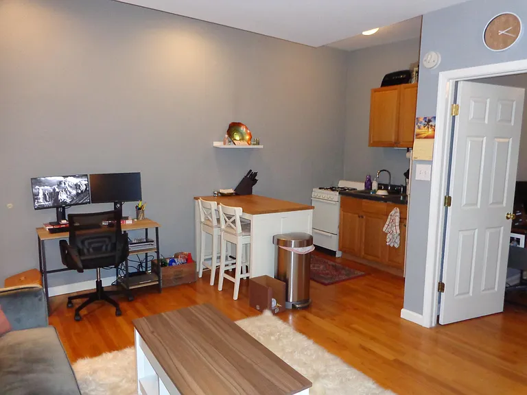 219 Green Ln #8 — Photo 2