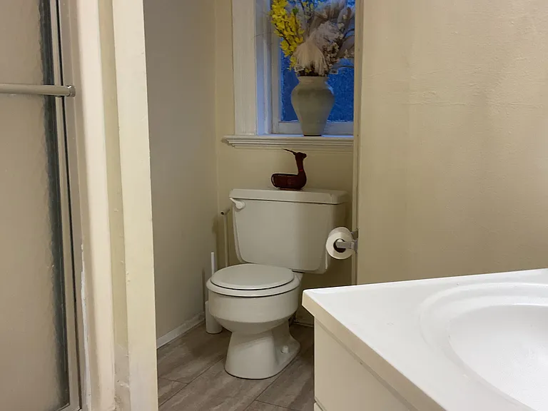 5111 Waterman Blvd #2 — Photo 37