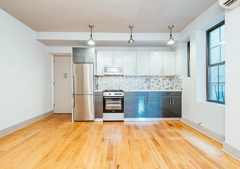 292 Bedford Ave #9 — Photo 4