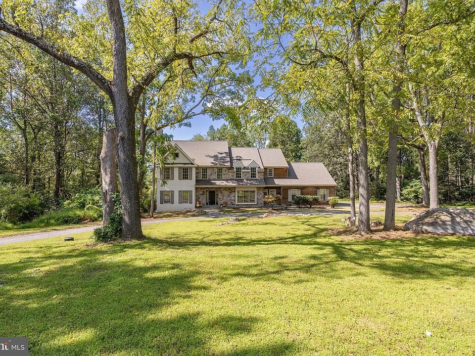 61 Howson Ln, Glenmoore, PA 19343 | Zillow