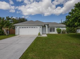 1527 SE 42nd Ter, Cape Coral, FL 33904