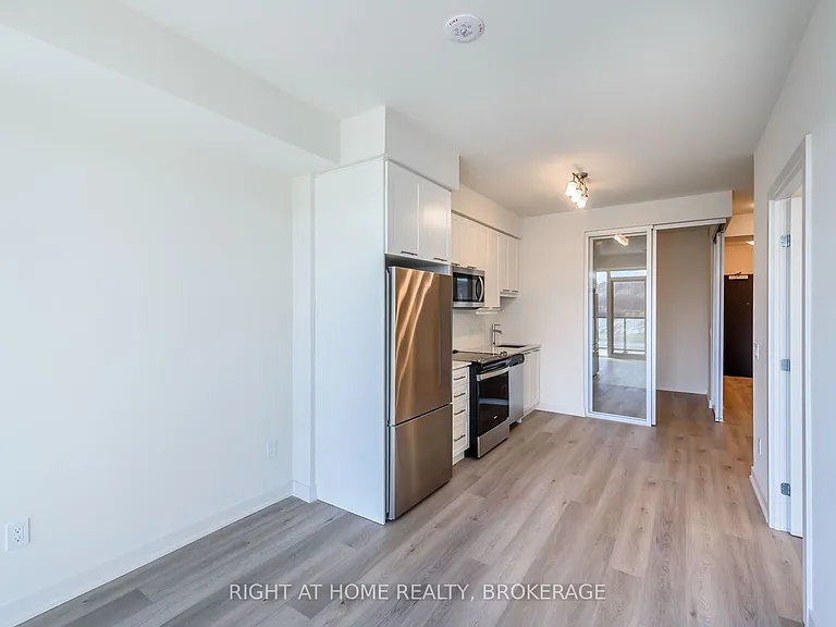 385 Winston Rd #712 — Photo 8