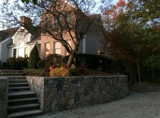 164 Old Oaken Bucket Rd, Scituate, MA 02066