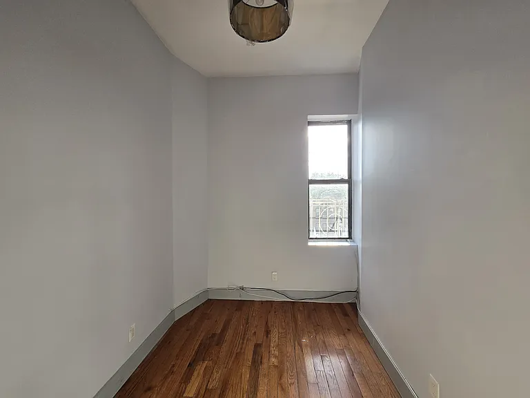 147 Rockaway Pkwy #5 — Photo 3