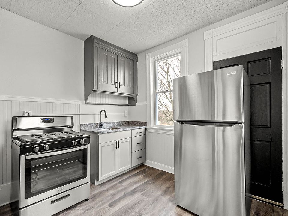 1st image of 404-406 Boggs Ave