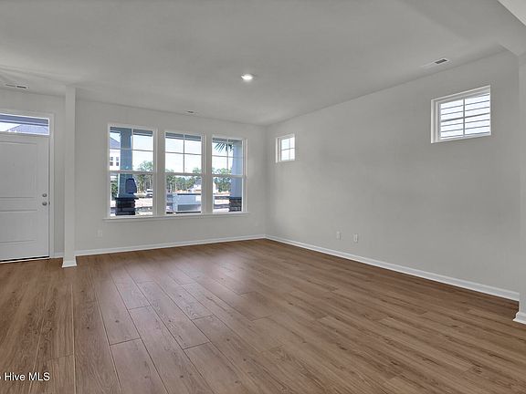 5th image of 6825 Fellowship Drive