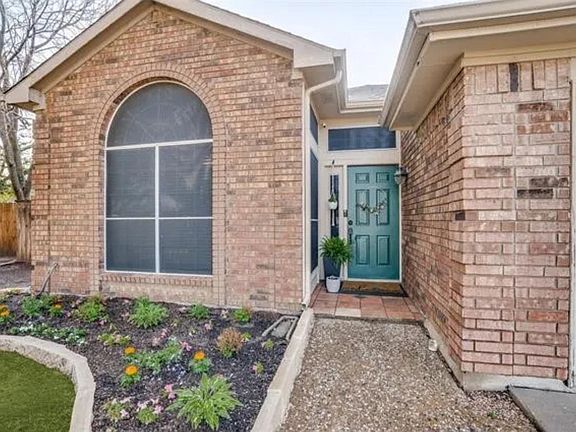 2nd image of 4310 Elgin Ct