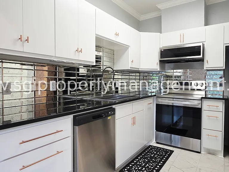 5310 Keller Springs Rd — Photo 3
