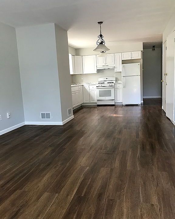 3121 Galilee Ave Zion IL Zillow