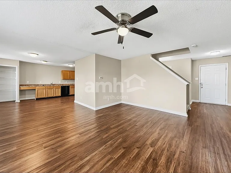 34 Frostwood Ln — Photo 7