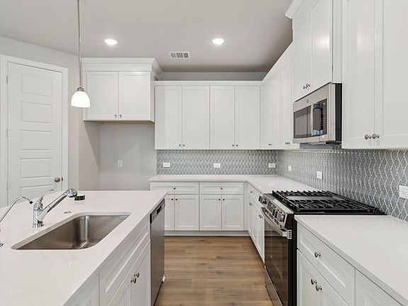 6th image of this home