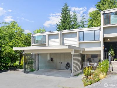 22707 Lakeview Drive #G2, Mountlake Terrace, WA, 98043