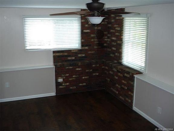 5th image of 9 Ensign Ave