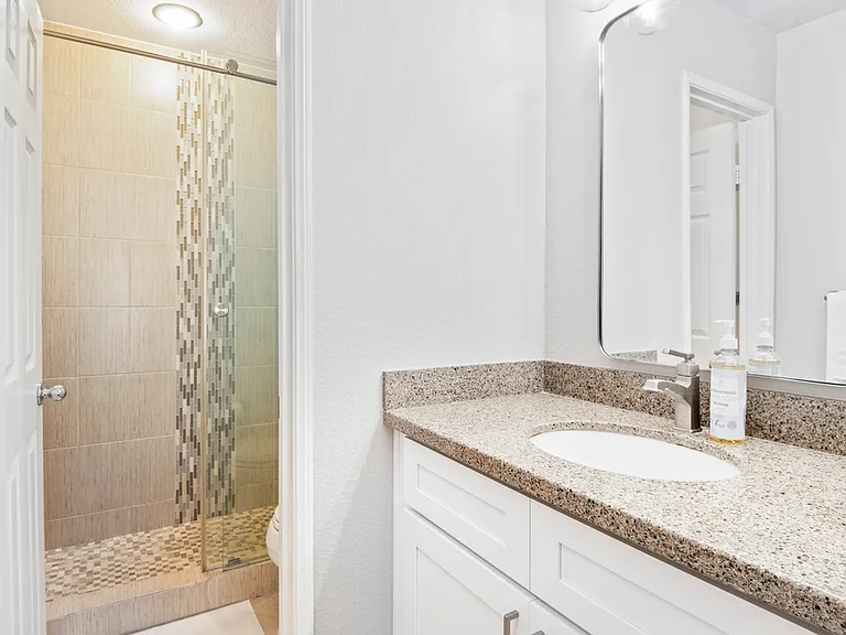 2807 Escala Cir — Photo 8
