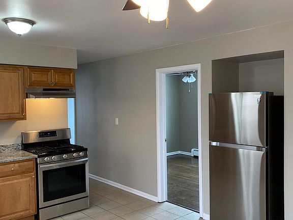 2nd image of 3512 Euclid Ave #1