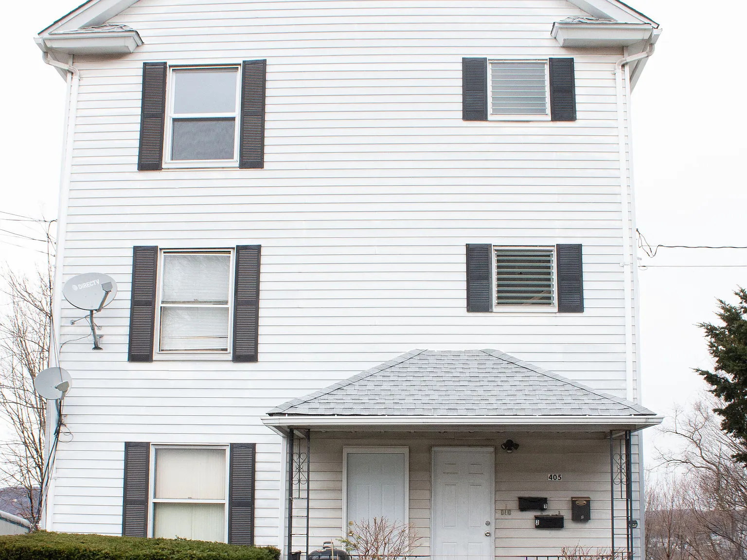 2 bed, 1.0 bath, 3690 sqft, $1,475 — Photo 1