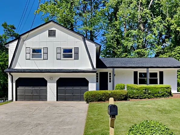 2438 Tiffany Pl, Decatur, GA 30035