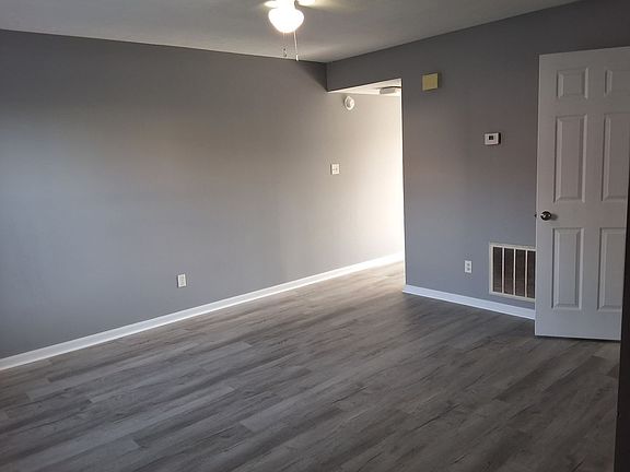 4th image of 1115 Crown Pointe Dr APT K