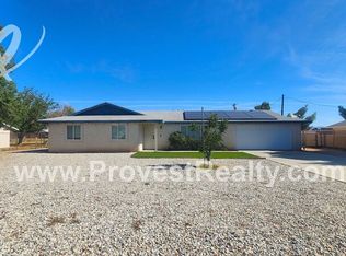 22326 Lone Eagle Rd, Apple Valley, CA 92308