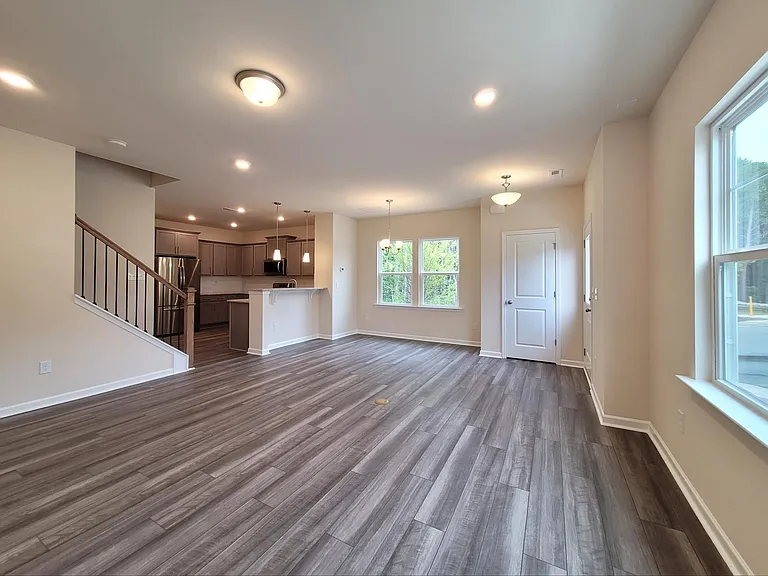 200 Parker Station Ave — Photo 9