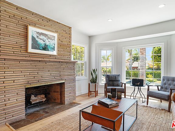 4th image of 517 W 64th Pl