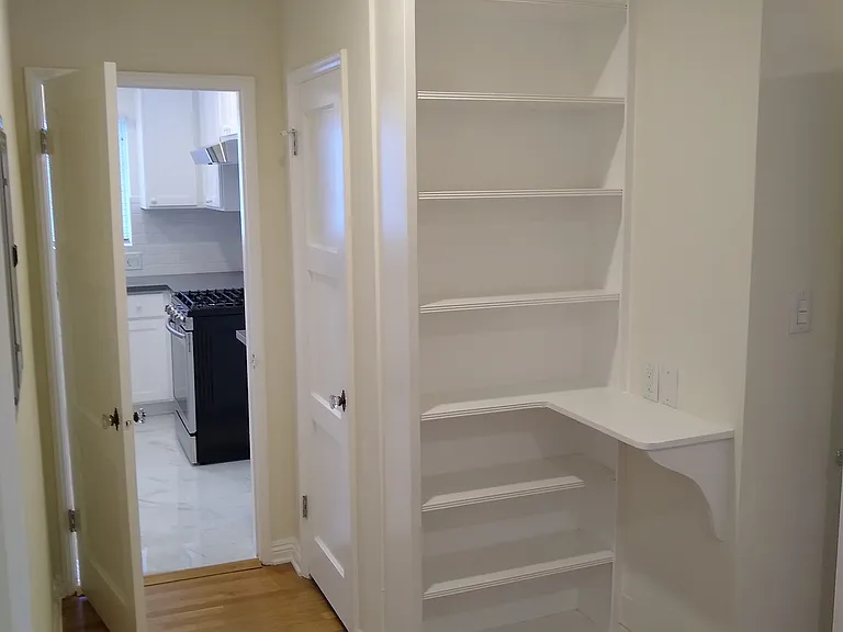 1228 S Longwood Ave #1228 — Photo 18