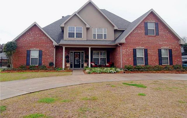 1st image of 103 Primrose Dr