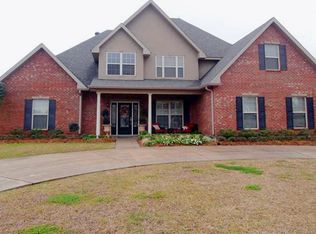 103 Primrose Dr, Belle Chasse, LA 70037