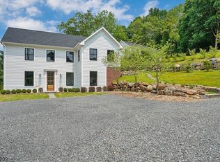 66 Main St FLOOR 1, Peapack, NJ 07977