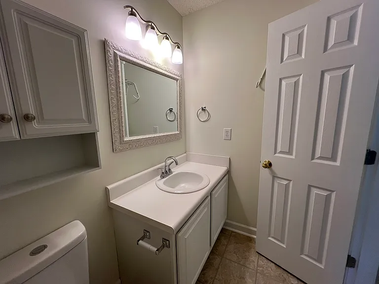 1722 Stroll Cir — Photo 10