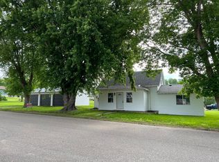 201 S Nelson St, Cyrus, MN 56323