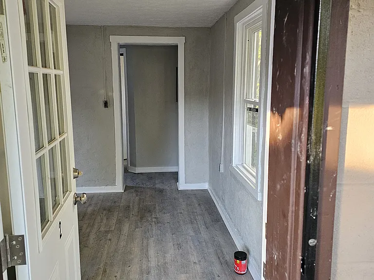 2708 Montgomery St — Photo 10