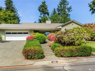 1214 W Mount Dr, Fircrest, WA 98466