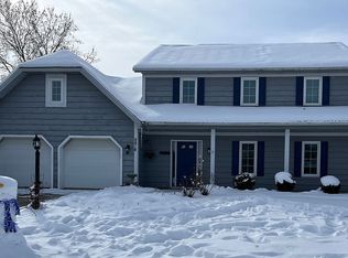 8414 Fawncrest Pl, Fort Wayne, IN 46835