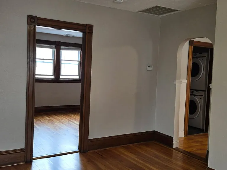 125 Vernon St #C — Photo 13