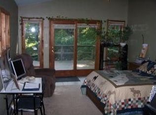 8928 State Highway H, Chadwick, MO 65653