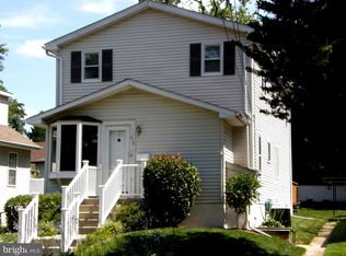 878 Crescent Ave, Runnemede, NJ 08078