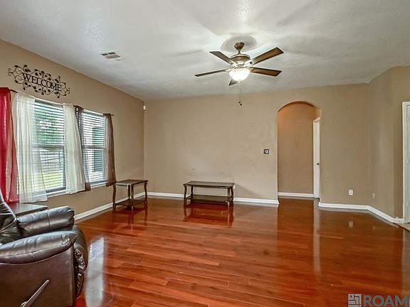 4th image of 22774 Atchafalaya Ave
