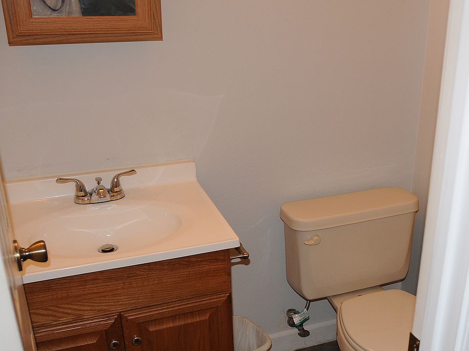 Master Half Bath