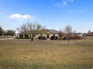 500 Wagon Train, La Vernia, TX 78121