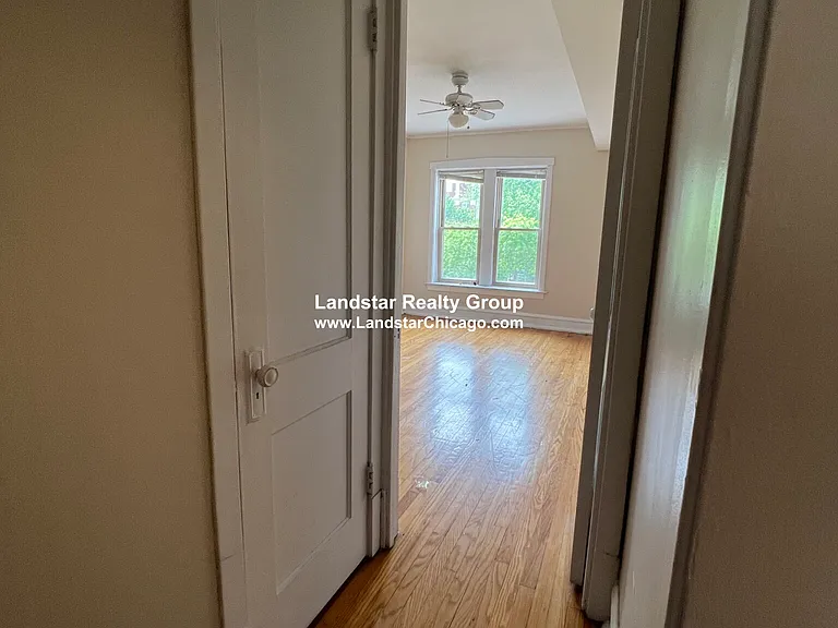 5131 N Damen Ave #3 — Photo 8
