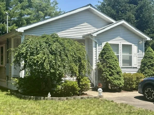41 Bridlepath Trl #98, Killingworth, CT 06419