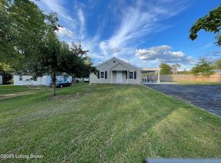 10011 Keys Ferry Rd, Fairdale, KY 40118