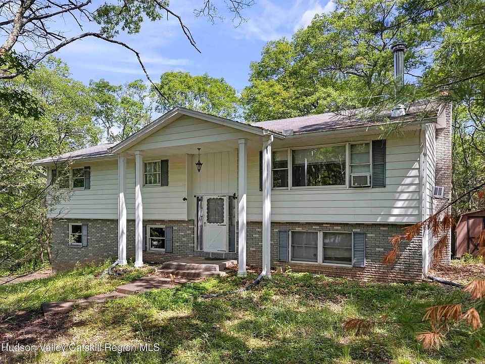 1st image of 1079 Josephs Boulevard