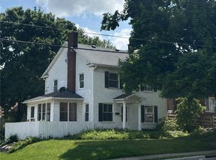 534 E Maple St, North Canton, OH 44720