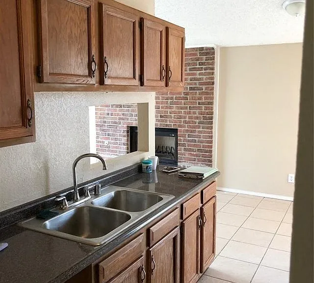 8420 Waterfall Dr — Photo 7