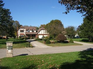 3240 Ramada Dr, Highland, MI 48356