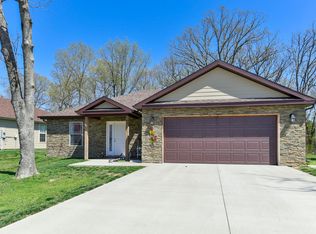 362 Cedar Glade Dr, Reeds Spring, MO 65737