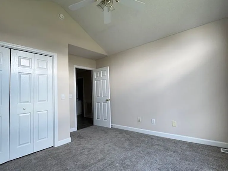 135 Adler Ln — Photo 14