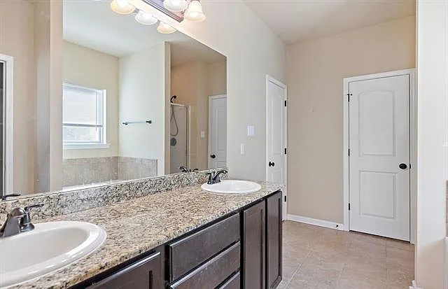 42189 Broadwalk Ave — Photo 13